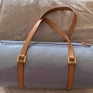 Authentic Louis Vuitton
Louis Vuitton Monogram Vernis Bedford Satchel